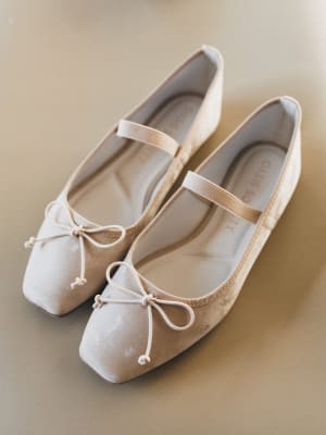 London Flat - Beige 10 / Beige