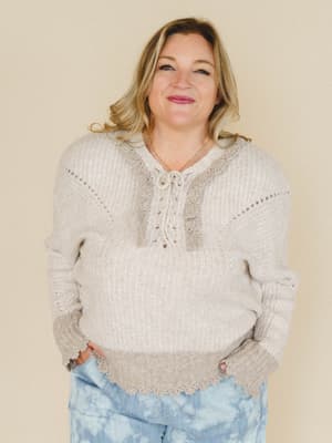 Sewn In Bloom Sweater - Taupe L / Mocha