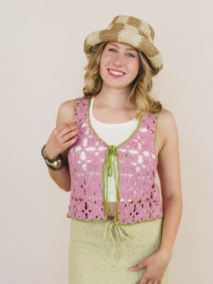Island Awaits Crochet Vest - Strawberry XL / Strawberry