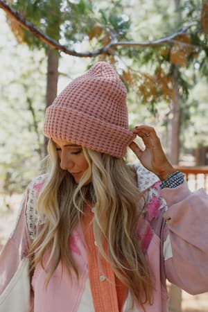 maybelle-waffle-beanie-rose/Rose