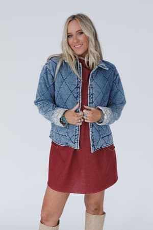 echo-canyon-quilted-jacket-medium-denim/Medium Denim