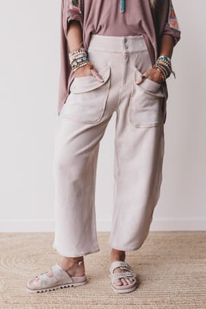 nothing-less-barrel-pants-sand/Beige