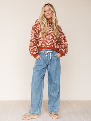 heart-garden-sweater-camel/Camel