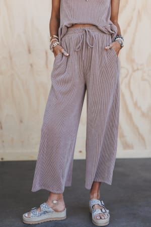 the-nest-only-you-set-acorn/Acorn