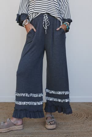 the-nest-time-to-be-set-off-white-charcoal/Off White Charcoal