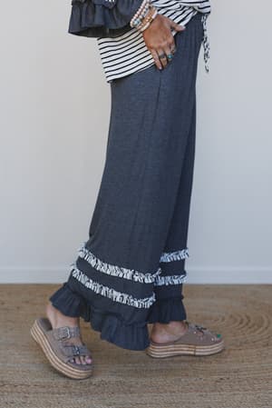 the-nest-time-to-be-set-off-white-charcoal/Off White Charcoal