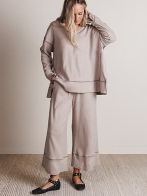 the-nest-mckayla-cozy-set-taupe/Taupe