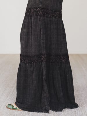 Farrah Flower Wide Leg Pants - Black XL / Black