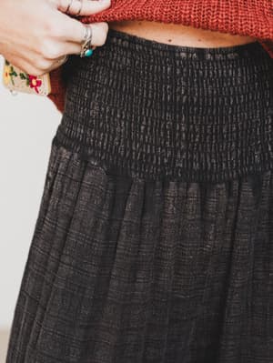 Farrah Flower Wide Leg Pants - Black XL / Black
