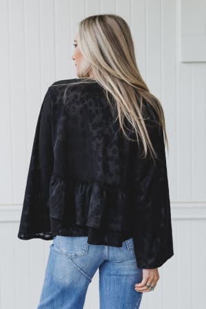 the-nest-wildflower-drift-top-black/Black