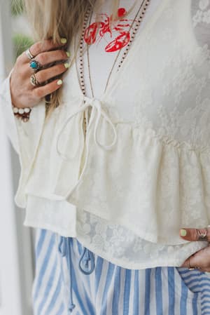 the-nest-wildflower-drift-top-cream/Cream