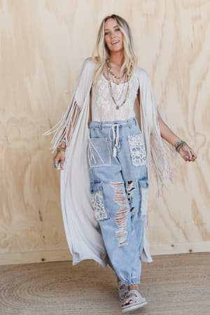 city-sky-distressed-pants-denim/Denim