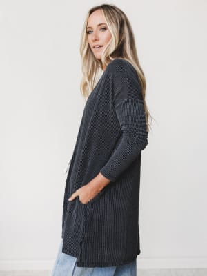 The Nest Classic Layers Cardigan - Charcoal S / Charcoal