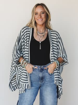 The Nest Endless Love Kimono - Natural Black XL / Natural Black