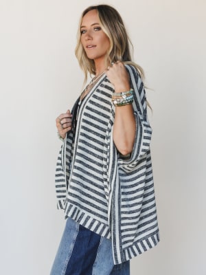 The Nest Endless Love Kimono - Natural Black XL / Natural Black