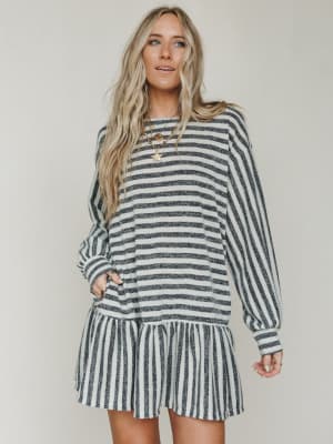 The Nest Endless Love Cuff Sleeve Dress - Natural Black XL / Natural Black