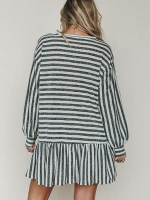 The Nest Endless Love Cuff Sleeve Dress - Natural Black XL / Natural Black