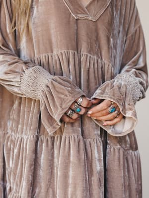 The Nest Maddie Velvet Dress - Taupe S / Taupe