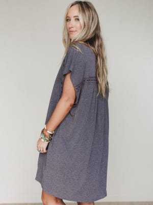 The Nest Camden Lace Tee Dress - Black XL / Black