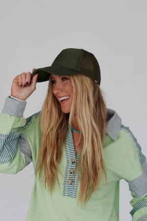 desert-drift-trucker-hat-olive/Olive
