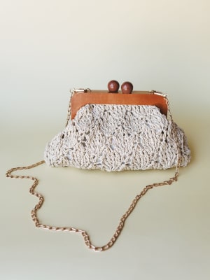 Island Clutch: undefined