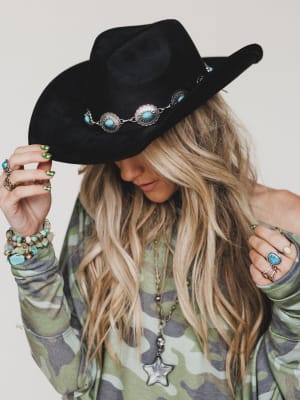 Cowboy Calling Hat - Black OS / Black