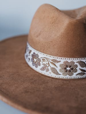 Era Moment Hat - Brown OS / Brown