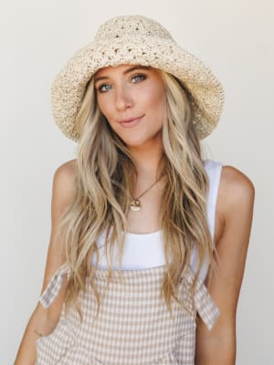 Flower Party Hat - Ivory OS / Ivory