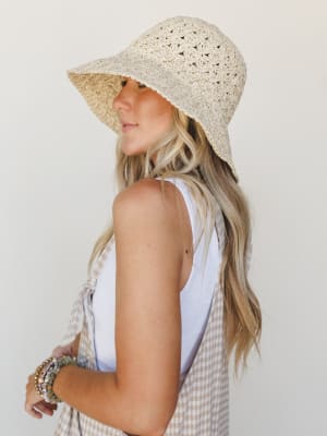 Flower Party Hat - Ivory OS / Ivory