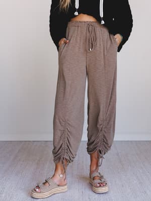 the-nest-solie-cinched-pants-mocha/Mocha