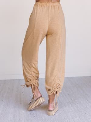 the-nest-solie-cinched-pants-mustard/Mustard