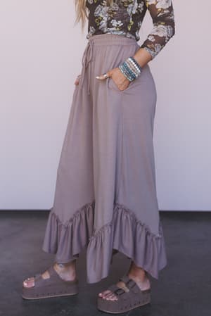 the-nest-serene-flow-ruffled-pants-coco/Brown