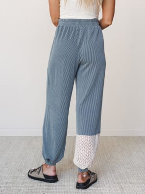 The Nest Weekend Warrior Joggers - Seafoam Cream S / Seafoam Cream