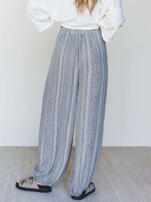 The Nest Ashlynn Rose Jogger Pants - Gray S / Gray