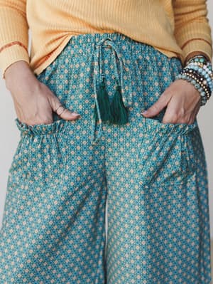 The Nest Mystic Mirage Printed Wide Leg Pants - Teal XL / Teal