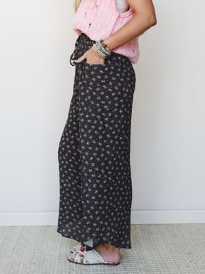 The Nest Wandering Flower Side Slit Pant - Iron XL / Iron