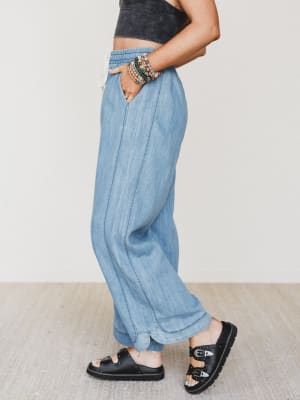 so-comfy-wide-leg-denim-pant-light-indigo/Light Indigo