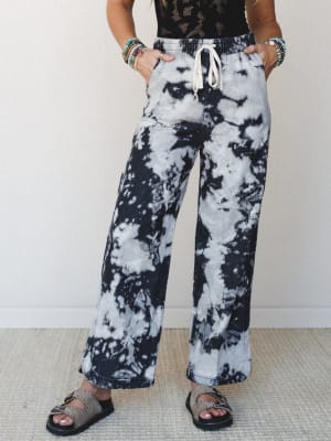 The Nest So Comfy Wide Leg Denim Pant - Bleach Dye Black XL / Black