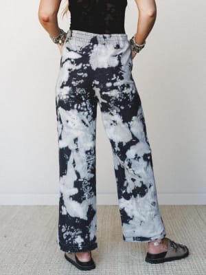 The Nest So Comfy Wide Leg Denim Pant - Bleach Dye Black XL / Black