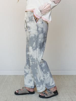 The Nest So Comfy Wide Leg Denim Pant - Bleach Dye Grey XL / Grey