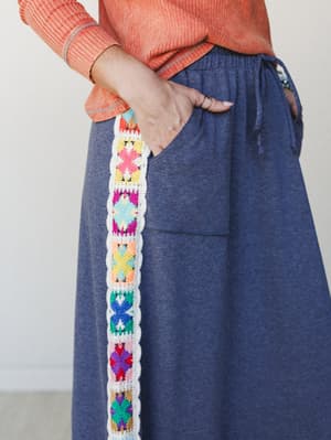 The Nest Love Seeker Crochet Panel Maxi Skirt - Heather Navy XL / Heather Navy