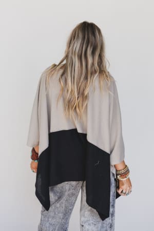 lucky-shadow-top-taupe-black/Taupe Black