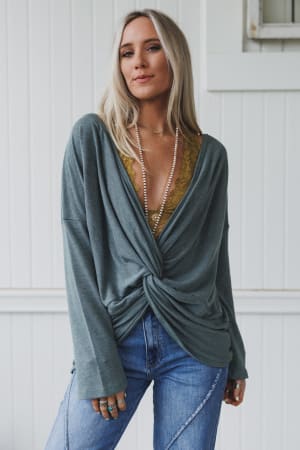 twisted-harmony-top-olive/Olive