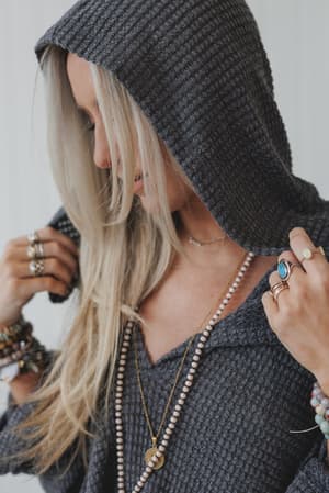 seren-textured-top-charcoal/Charcoal