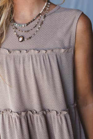 the-nest-dreamy-tiers-top-taupe-1/Taupe