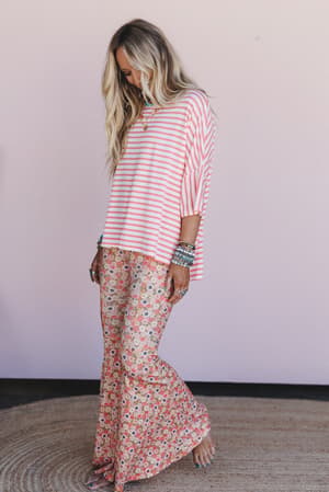 the-nest-dream-in-flowers-flare-pants-peach-coral/Orange