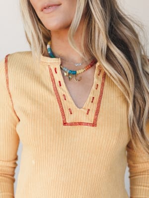 The Nest Off Duty Top - Mustard L / Mustard