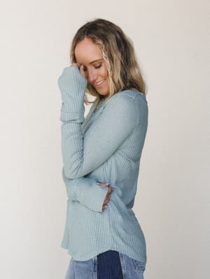 The Nest Jacqueline Waffle Long Sleeve Top - Dusty Blue S / Dusty Blue