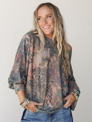 The Nest Savannah Bat Sleeve Top - Coral S / Coral