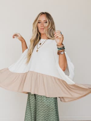 The Nest Sally Ruffle Top - Off White Camel XL / Off White Camel
